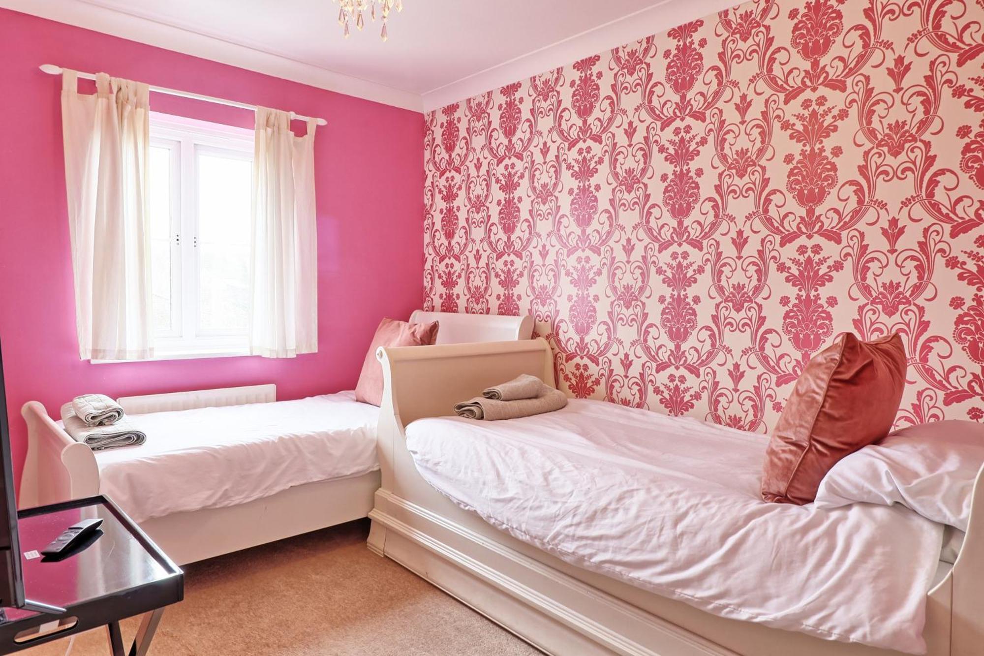 By Buildersbeds - Paignton House 4 Bedrooms Harold Wood Esterno foto